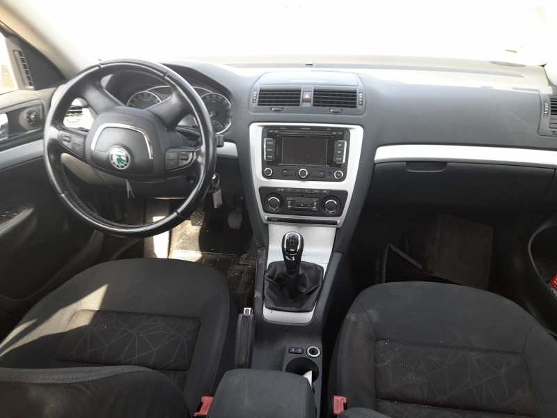 skoda octavia ii (1z3) del año 2011