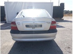 OPEL VECTRA B BERLINA