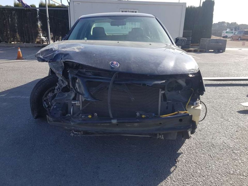 saab 9-3 berlina del año 2002