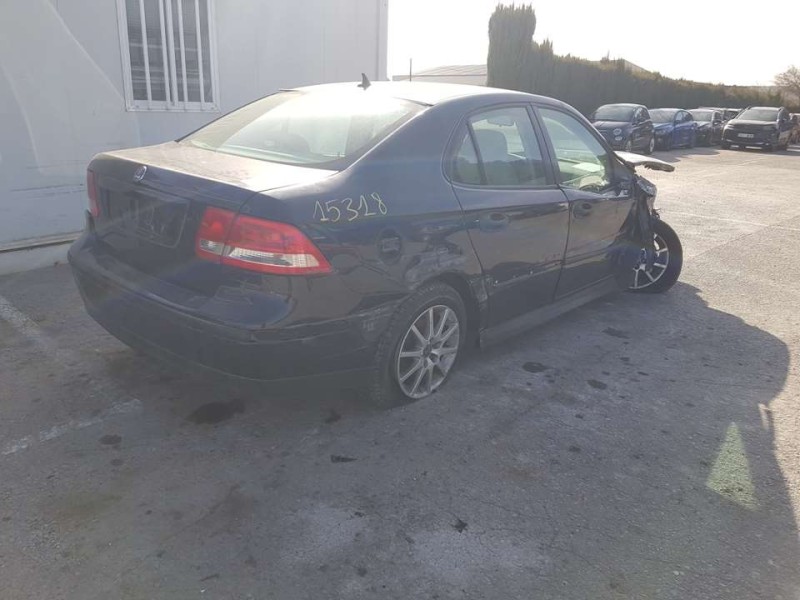 saab 9-3 berlina del año 2002