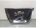 Recambio de rejilla delantera para peugeot 3008 style referencia OEM IAM 9685973077  