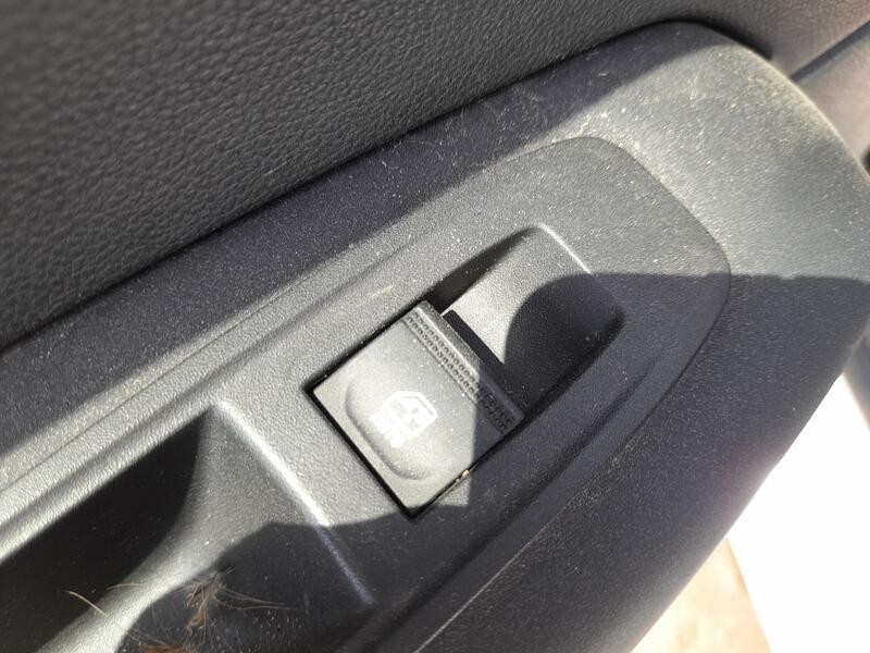 Recambio de mando elevalunas trasero izquierdo para mitsubishi asx (vsx_, vse_) 1.3 mhev (vsxg3) referencia OEM IAM MQ000773  