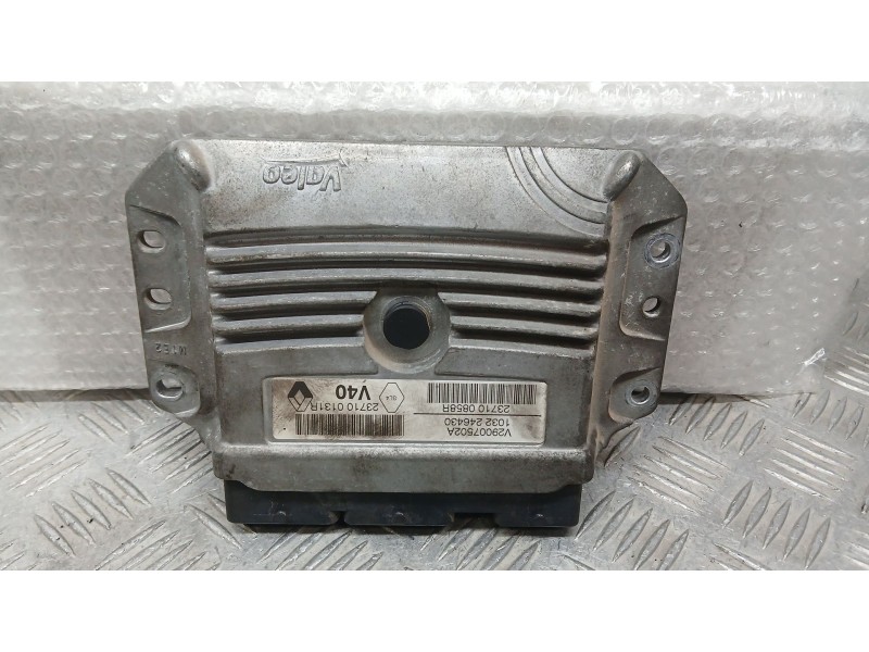 Recambio de centralita motor uce para renault megane iii berlina 5 p dynamique referencia OEM IAM 237100131R 237100858R V2900750