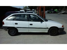 OPEL ASTRA F BERLINA