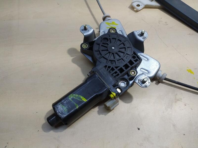 Recambio de elevalunas delantero izquierdo para hyundai terracan (hp) 2.9 crdi gls referencia OEM IAM 82403H1000  ELECTRICO