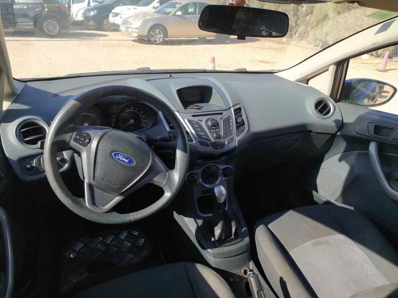ford fiesta (cb1) del año 2010