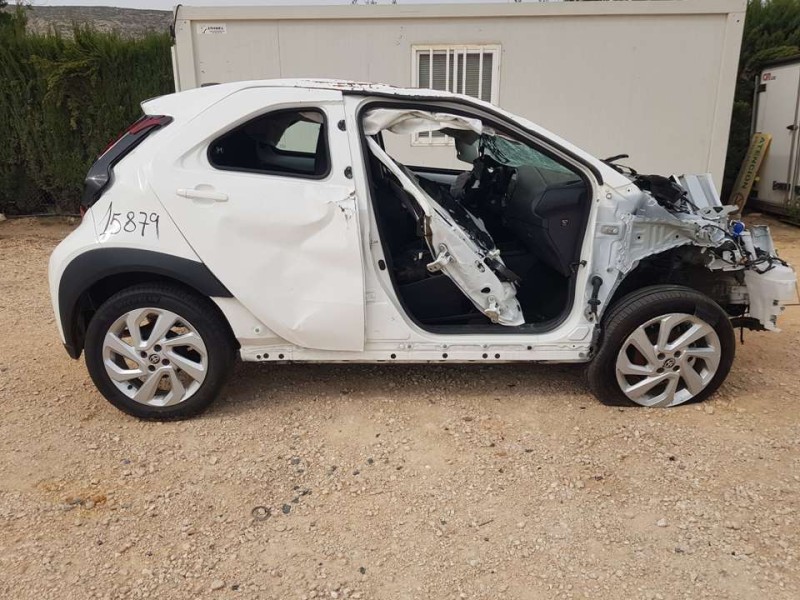 toyota aygo del año 2024