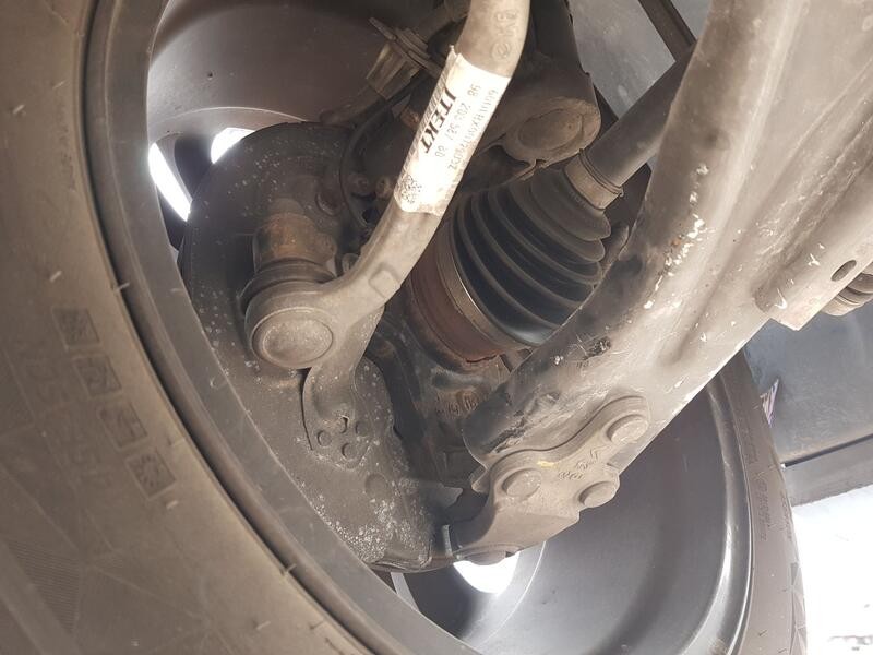 Recambio de mangueta delantera izquierda para peugeot 3008 ii suv (mc_, mr_, mj_, m4_) 1.2 thp/ puretech 130 (mrhnsm, mrhnsu, mr