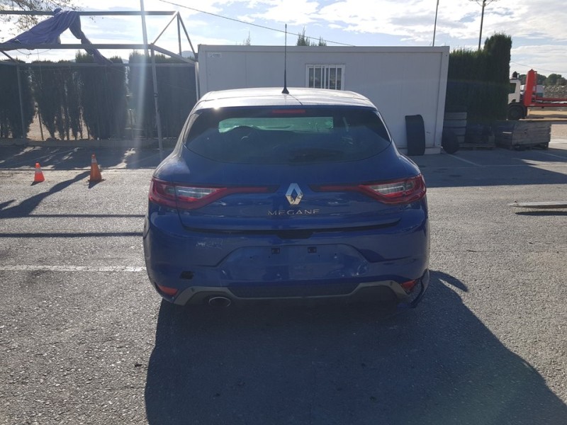 renault megane iv berlina 5p del año 2016