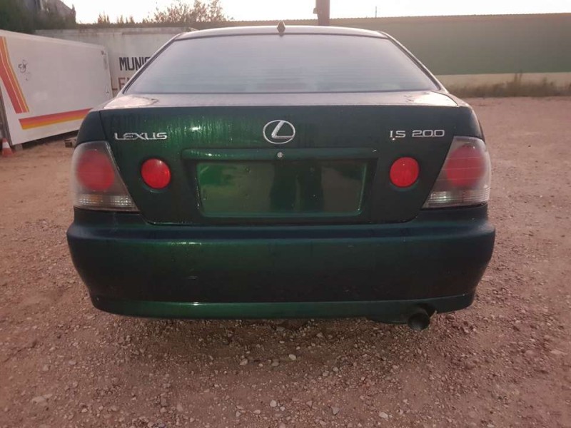 lexus is200 (gxe10) del año 1998