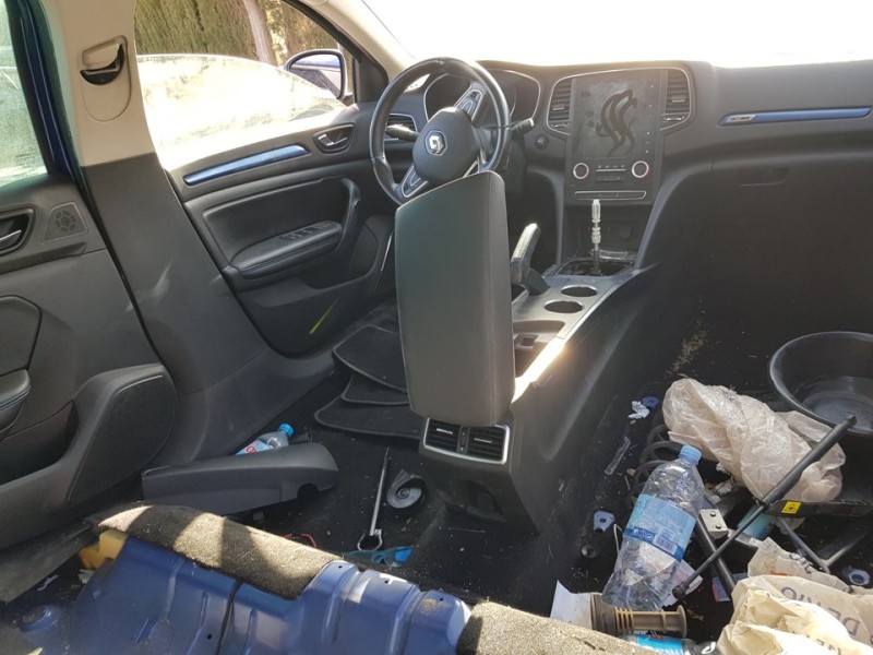 renault megane iv berlina 5p del año 2016