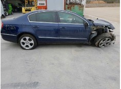 VOLKSWAGEN PASSAT BERLINA (3C2)