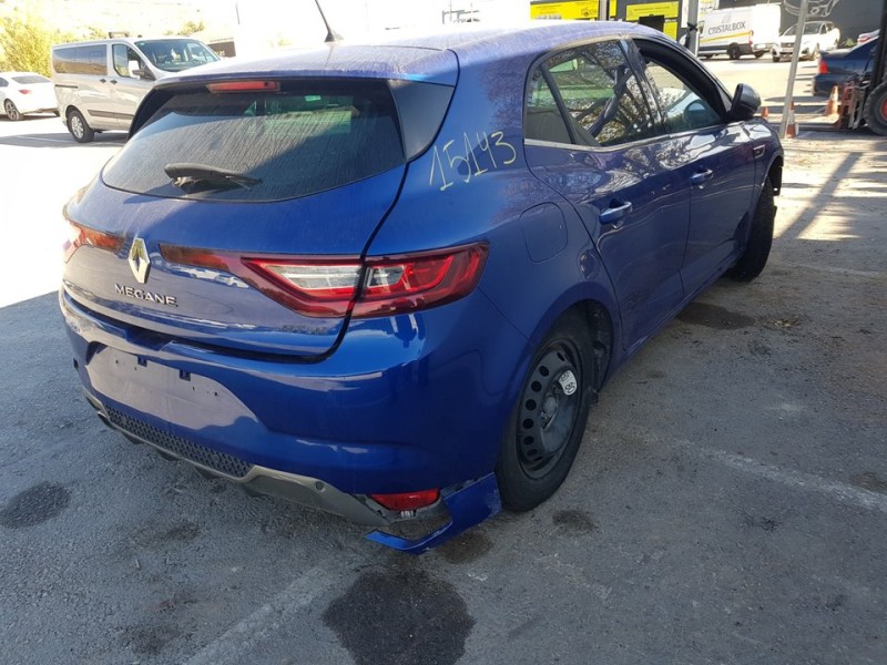 renault megane iv berlina 5p del año 2016
