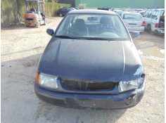 VOLKSWAGEN POLO BERLINA (6N1)
