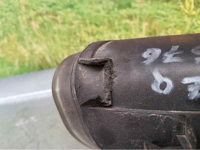 Recambio de faro antiniebla derecho para audi a6 avant (4b5) 2.5 tdi quattro referencia OEM IAM 4B0941700A 89304641 VALEO