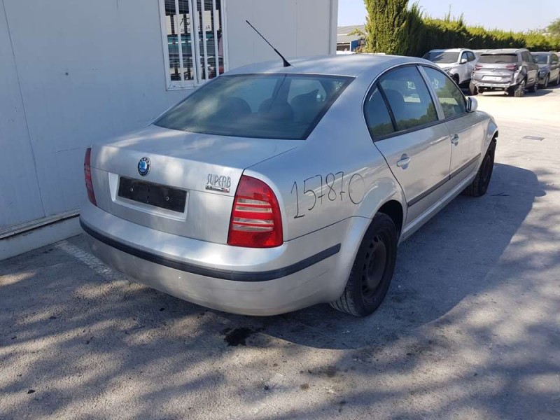 skoda superb (3u4) del año 2004