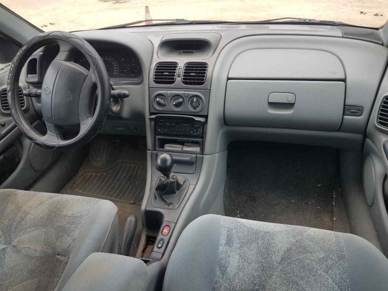 renault laguna (b56) del año 1999