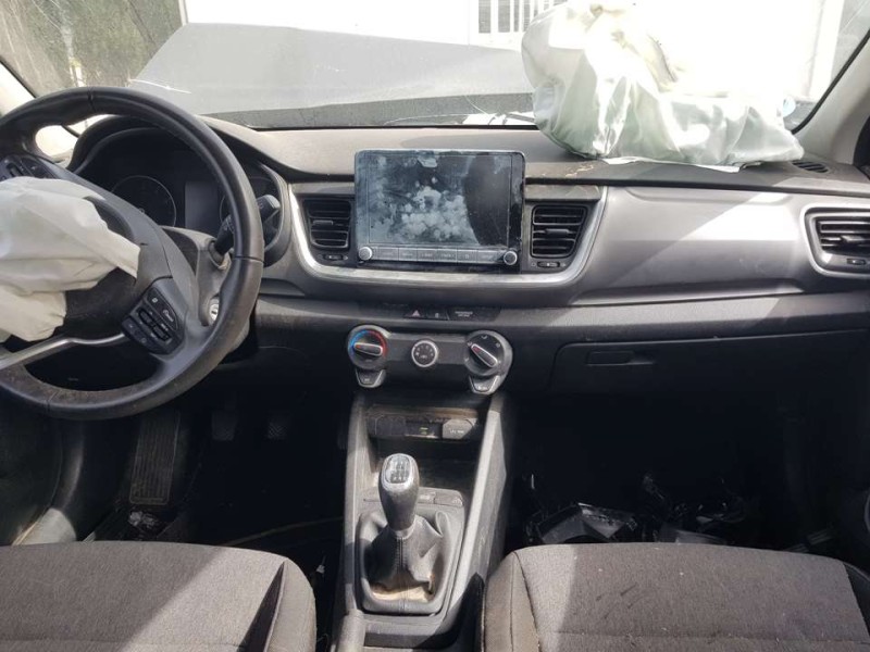 kia stonic (ybcuv) del año 2021