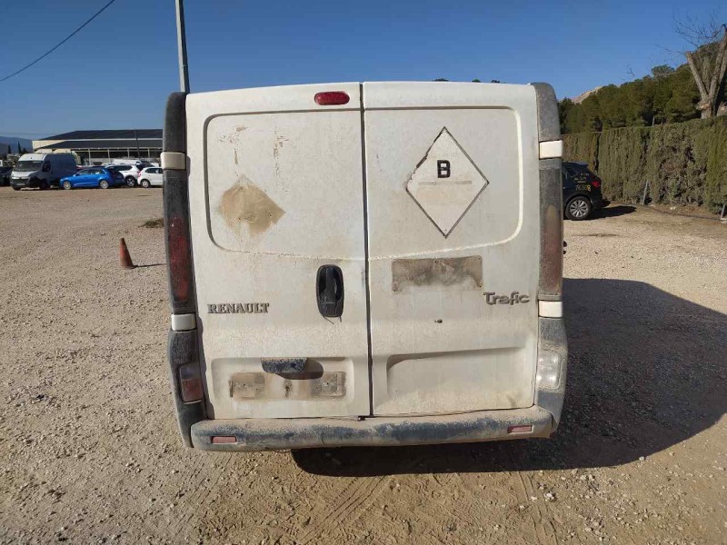 renault trafic caja cerrada (ab 4.01) del año 2004