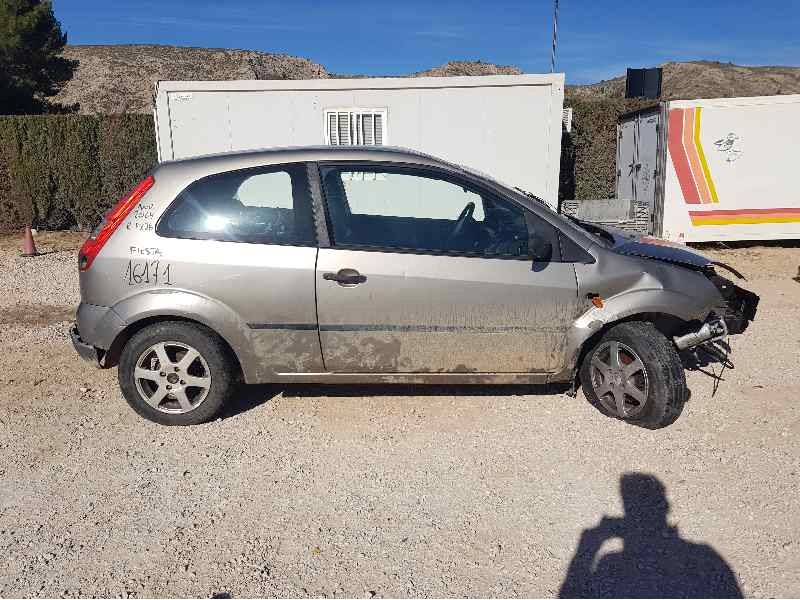 ford fiesta (cbk) del año 2004