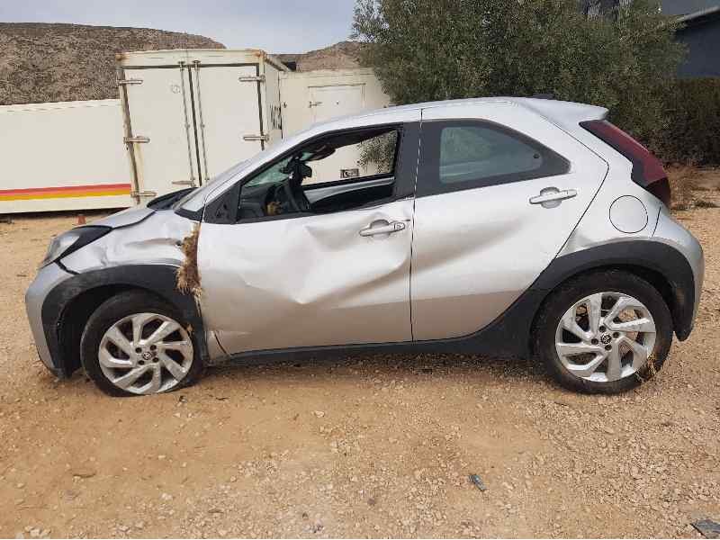 toyota aygo x del año 2024