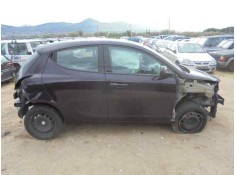 LANCIA YPSILON (402)