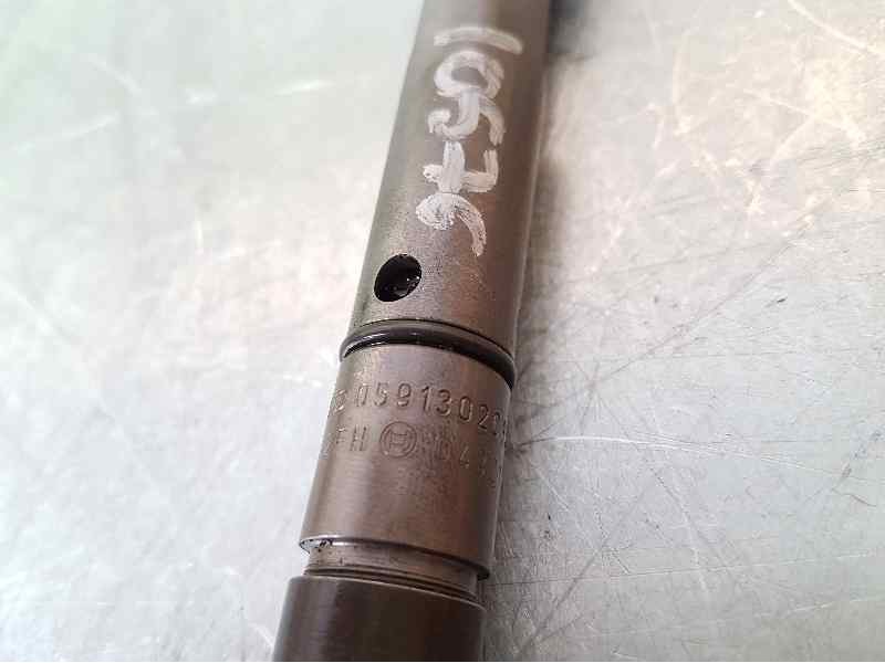 Recambio de inyector para audi a6 avant (4b5) 2.5 tdi quattro referencia OEM IAM 4B0955987 0432133805087E BOSCH