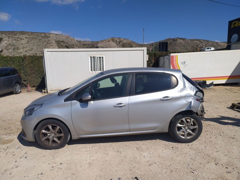 peugeot 208 i (ca_, cc_) del año 2015