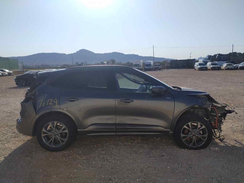 ford kuga del año 2023