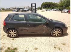 VOLKSWAGEN GOLF V BERLINA (1K1)