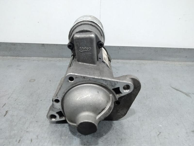 Recambio de motor arranque para dacia dokker ambiance referencia OEM IAM 233006508R  valeo