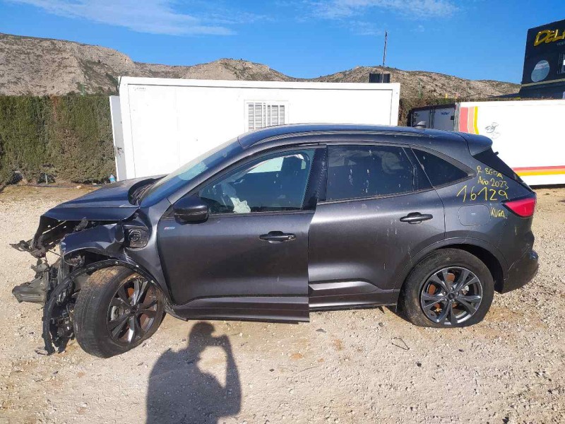 ford kuga del año 2023