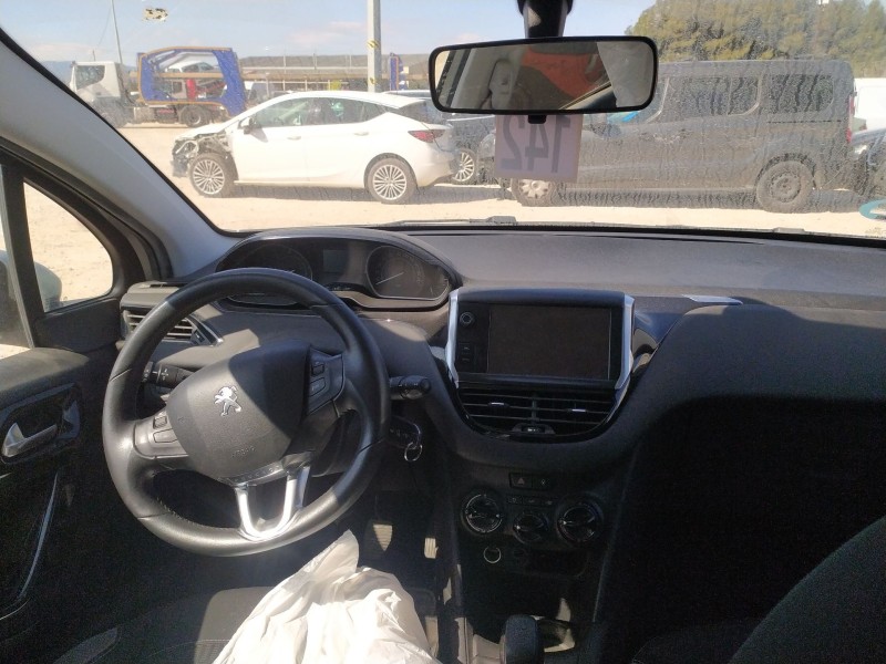 peugeot 208 i (ca_, cc_) del año 2015