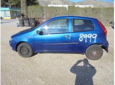 FIAT PUNTO BERLINA (188)