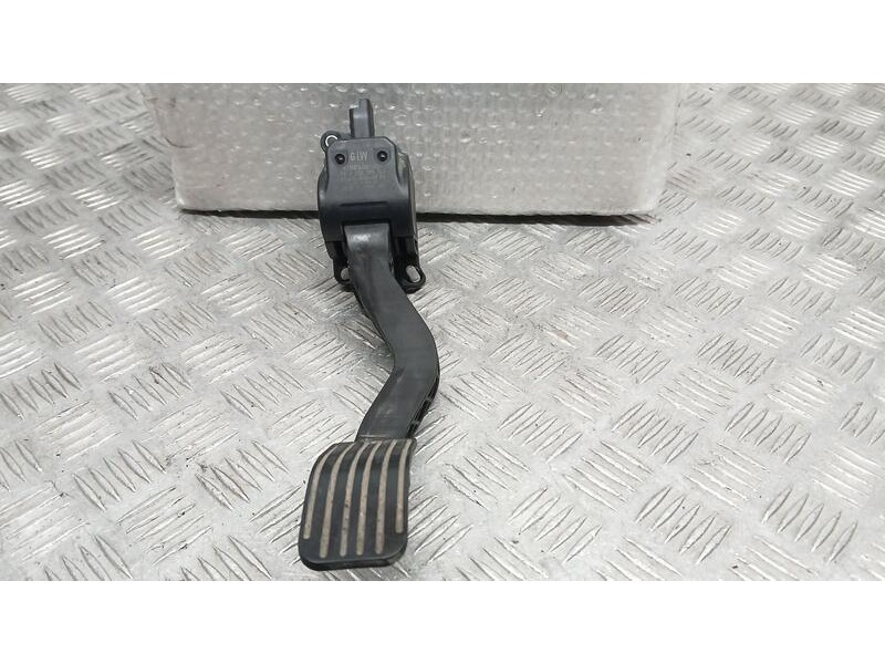 Recambio de potenciometro pedal para citroën c4 berlina collection referencia OEM IAM 9680565880 BOSCH 0280755041