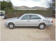 MERCEDES-BENZ CLASE E (W210) BERLINA