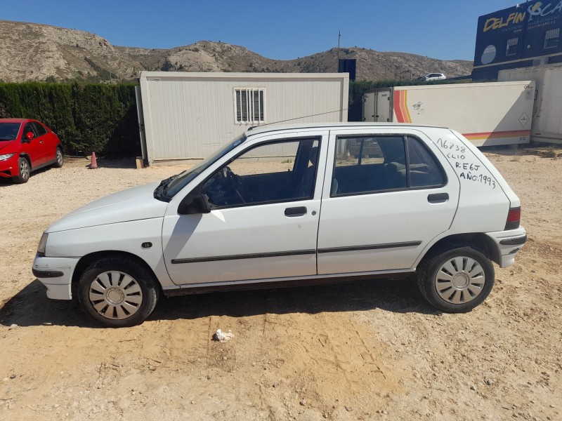 renault clio i (b/c57_, 5/357_) del año 1993