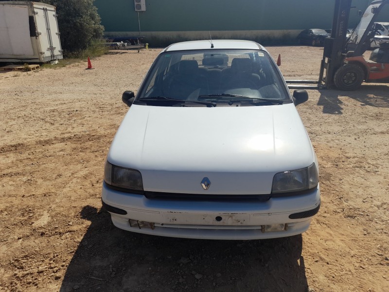 renault clio i (b/c57_, 5/357_) del año 1993