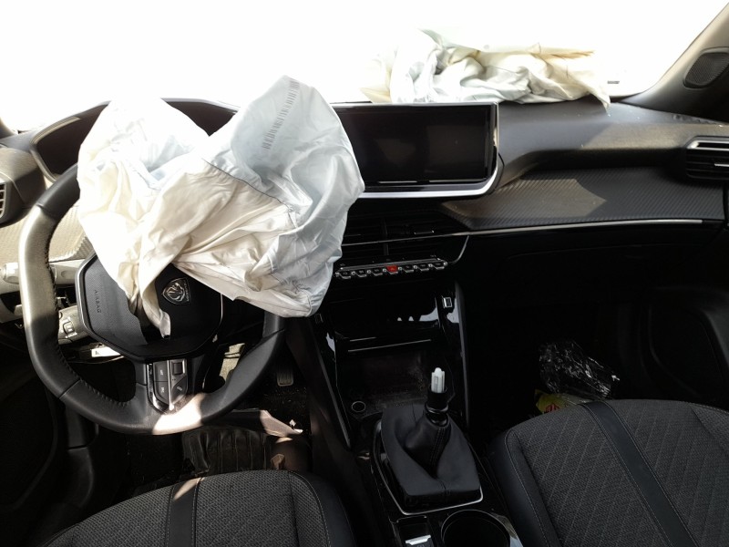 peugeot 2008 ii (ud_, us_, uy_, uj_, ur_, uc_) del año 2024