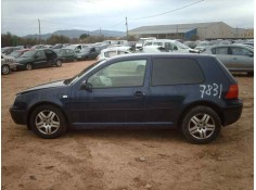 VOLKSWAGEN GOLF IV BERLINA (1J1)