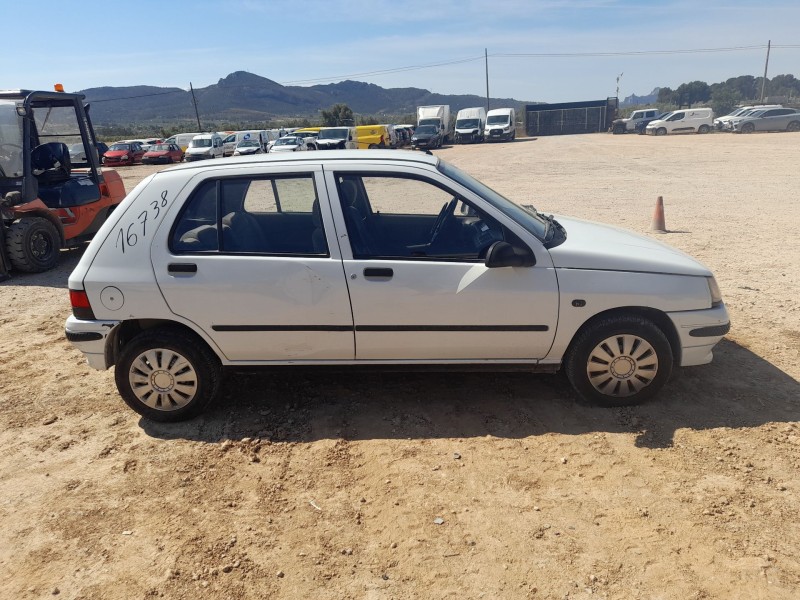 renault clio i (b/c57_, 5/357_) del año 1993