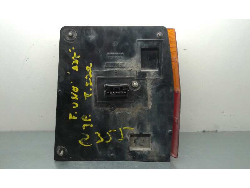 Recambio de piloto trasero izquierdo para fiat uno (146) 1.7 diesel referencia OEM IAM   