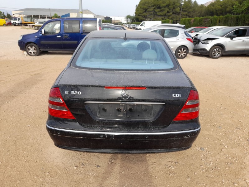 mercedes-benz clase e (w211) del año 2003