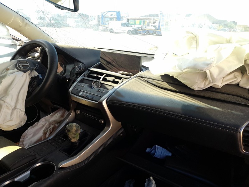 lexus nx (_z1_) del año 2018