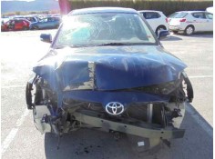 TOYOTA AVENSIS BERLINA (T25)