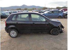 VOLKSWAGEN POLO (9N1)