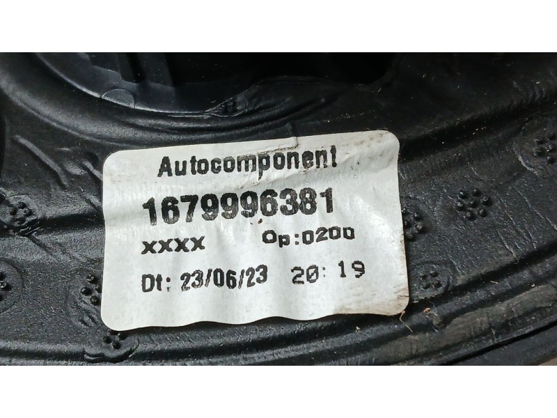 Recambio de retrovisor derecho para peugeot partner tepee 1.6 hdi referencia OEM IAM 1679996381 ELECTRICO 6 Y 3 CABLES ROZADO 