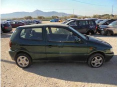 VOLKSWAGEN POLO BERLINA (6N1)