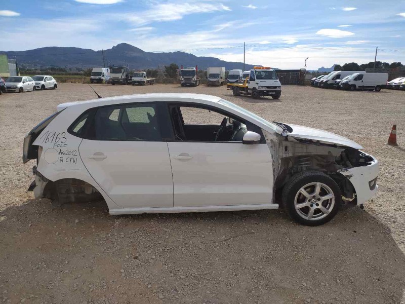 volkswagen polo (6r1) del año 2012