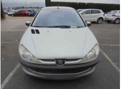 PEUGEOT 206 BERLINA